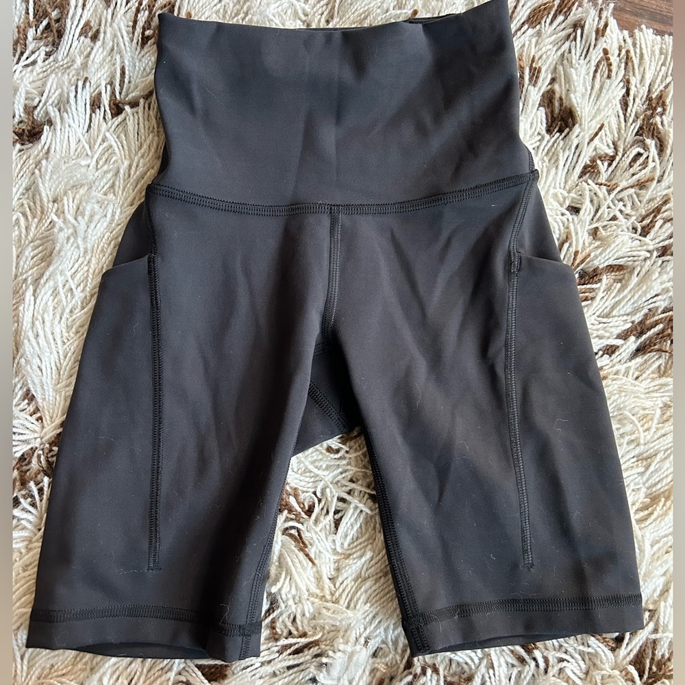Black Lululemon biker shorts size 0